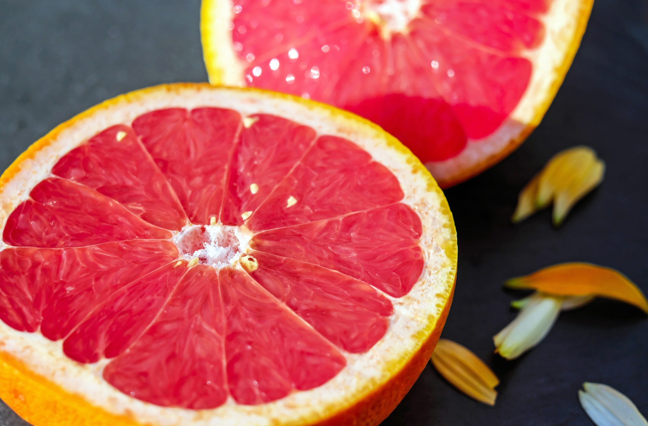 Grapefruit in Aromatherapy: The Enchanting Journey of Upliftment